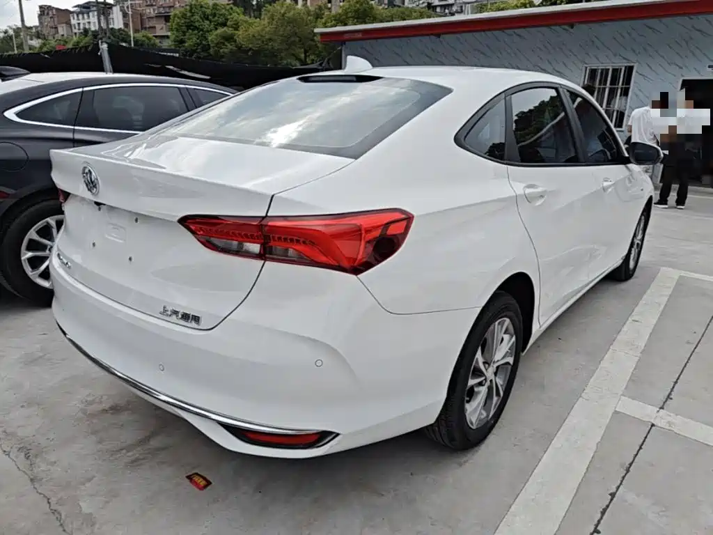 Buick Verano — миниатюра 7