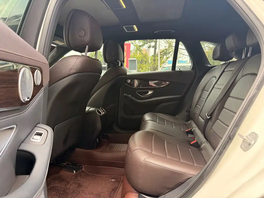 Mercedes-Benz GLC — миниатюра 17