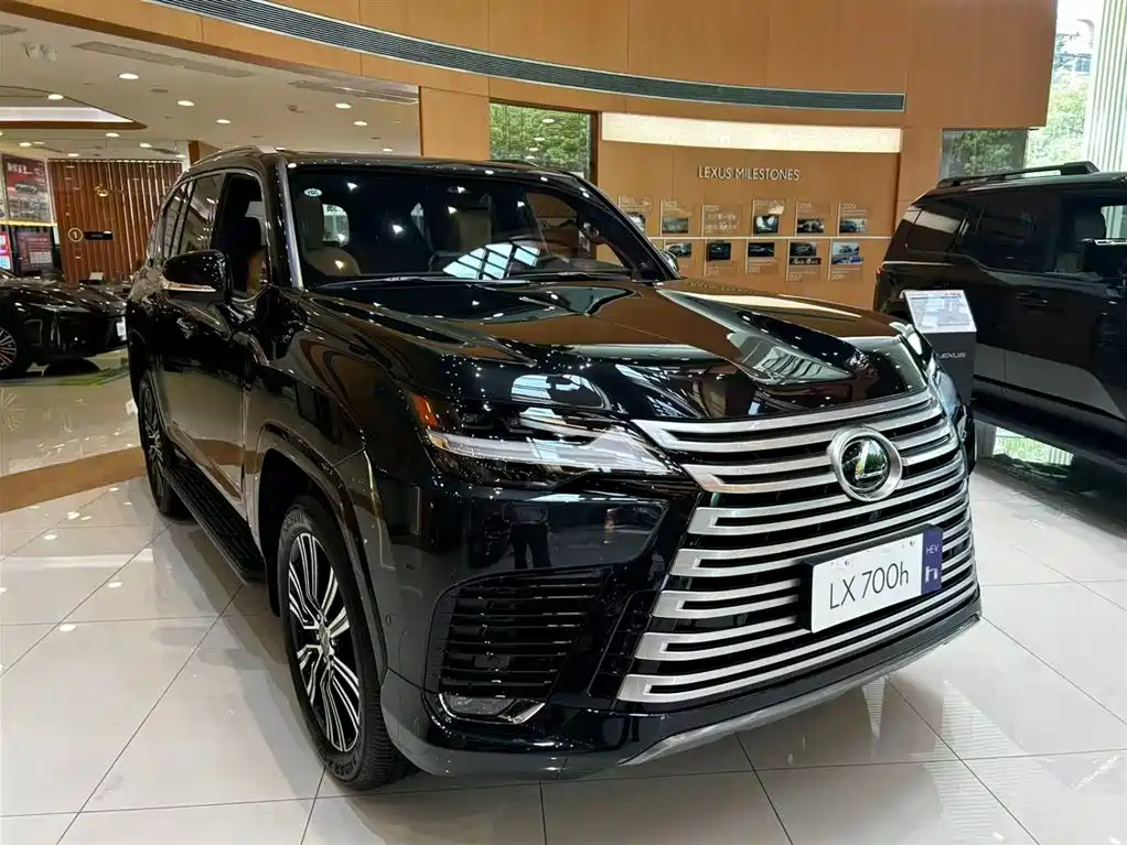 Lexus LX — миниатюра 2