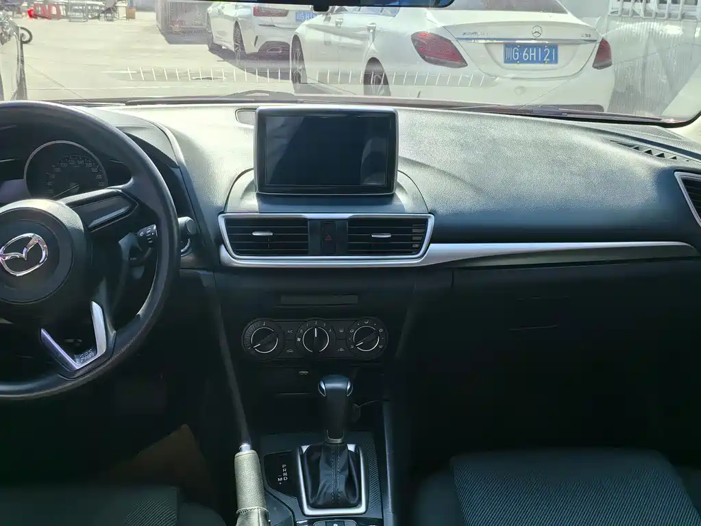 Mazda 3 Axela — миниатюра 5