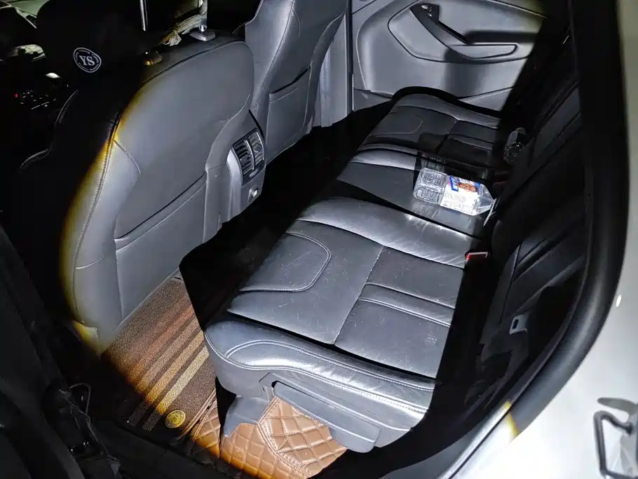 Ford Kuga — миниатюра 11