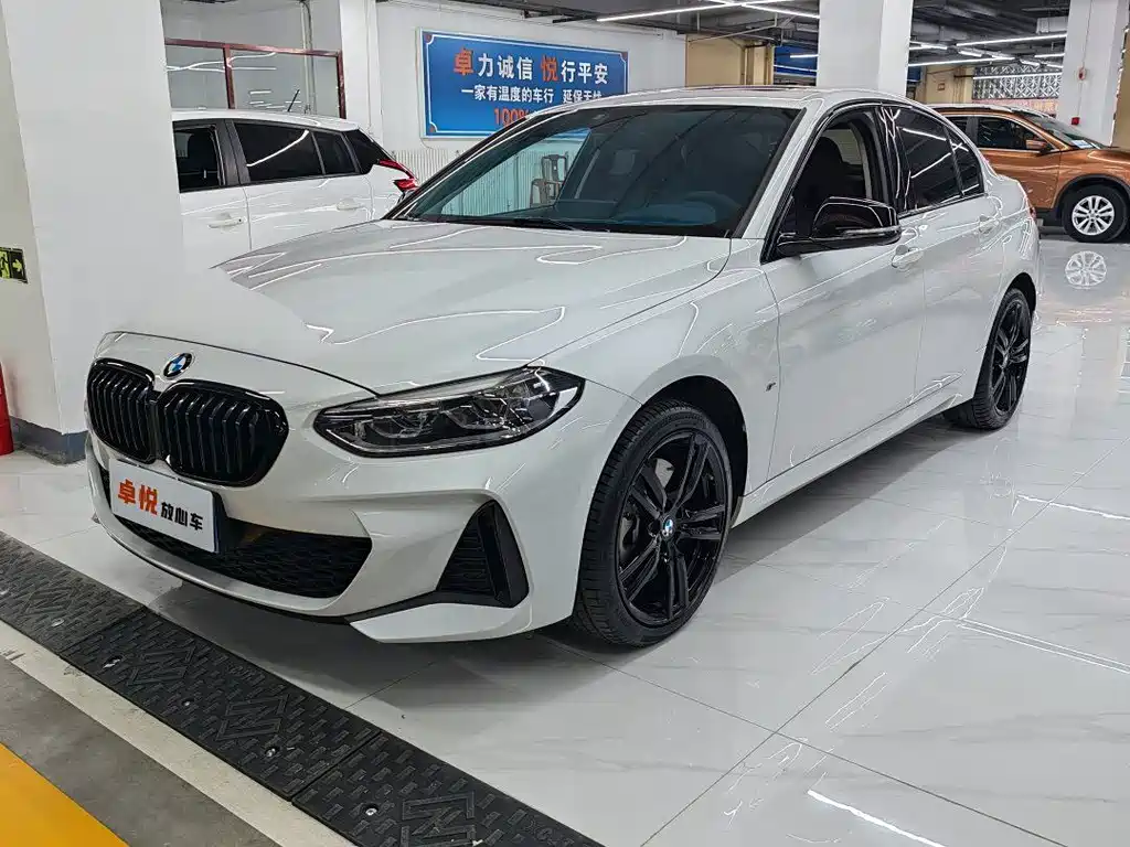 BMW 1 Series 2023