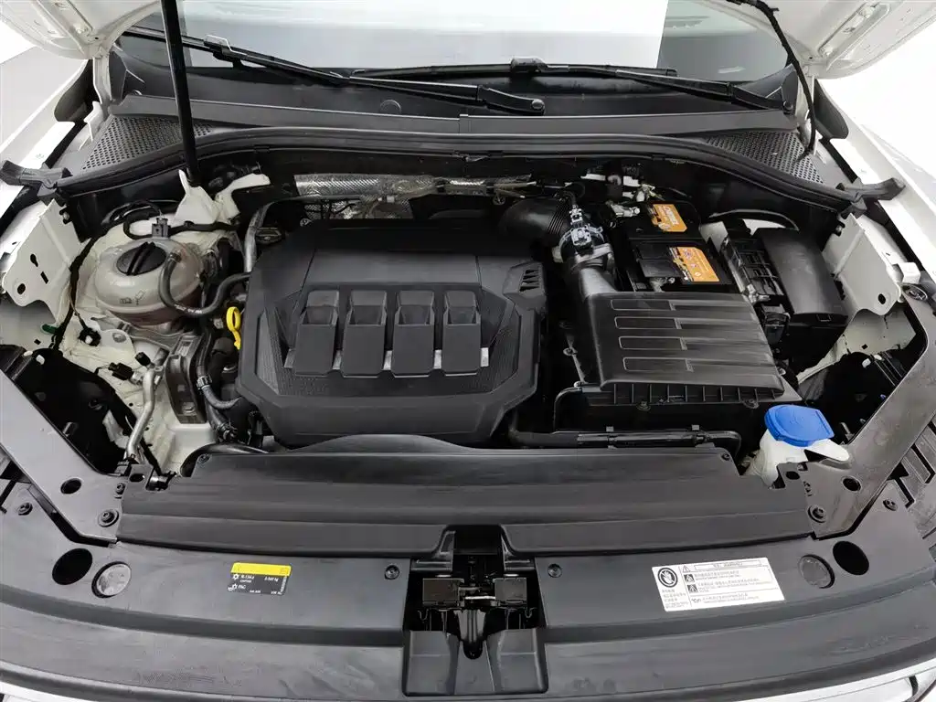 Volkswagen Tiguan L L 2022 330TSI AT R-Line