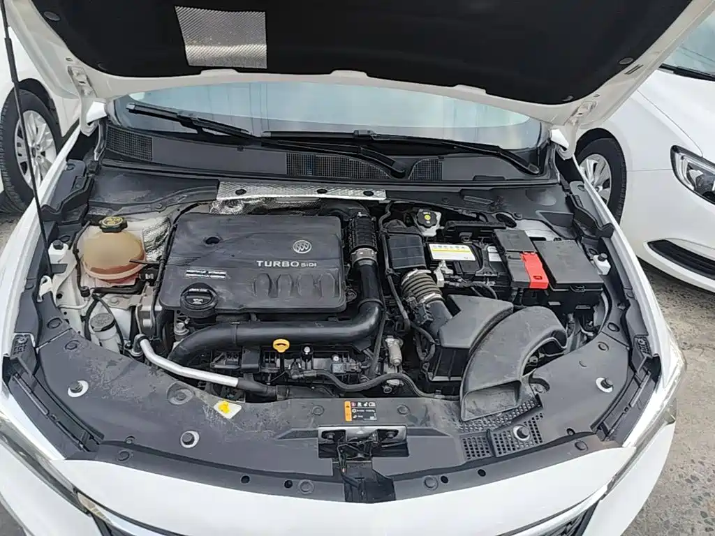 Buick Verano — миниатюра 20