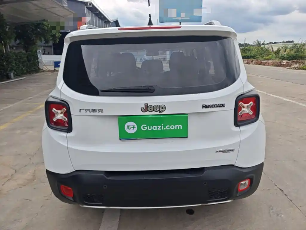 Jeep Renegade — миниатюра 6