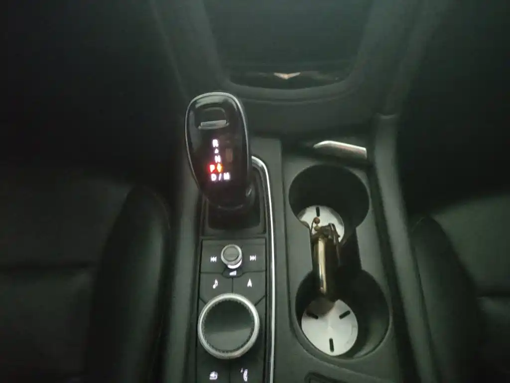Cadillac XT6 — миниатюра 14