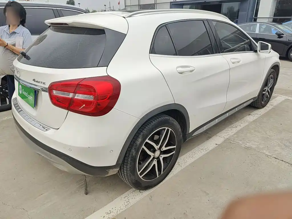 Mercedes-Benz GLA — миниатюра 7
