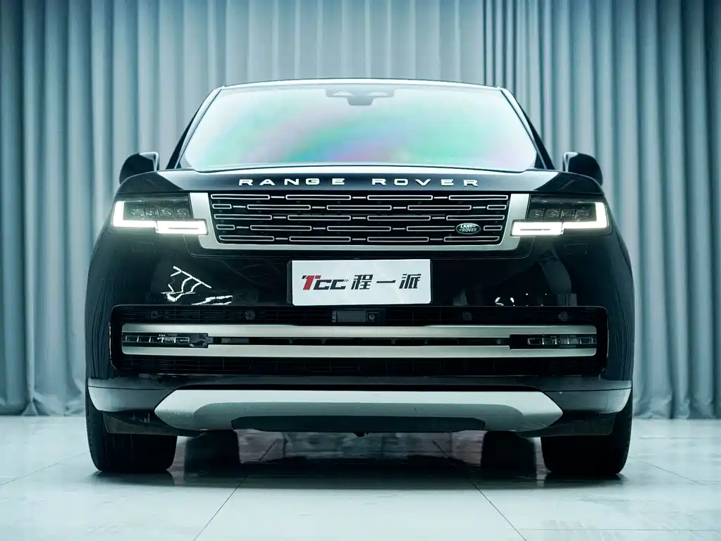 Land Rover Range Rover 2024 3.0 L6 400PS Long Wheelbase мест