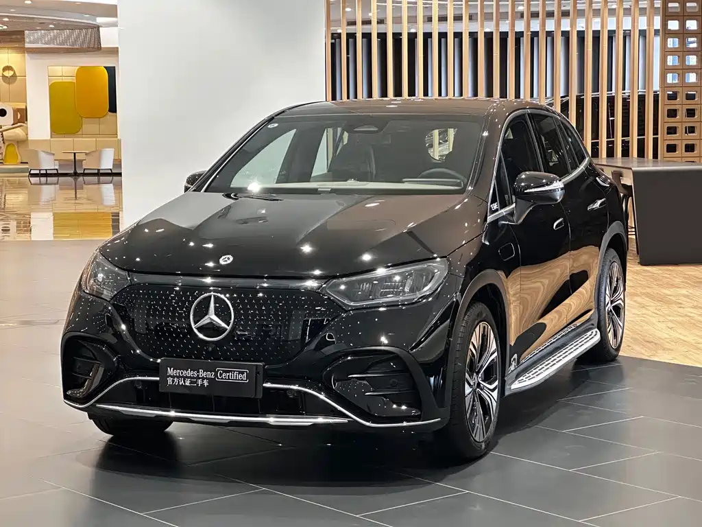 Mercedes-Benz EQE SUV