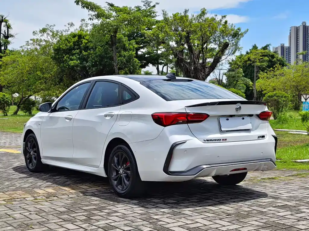Buick Verano — миниатюра 7