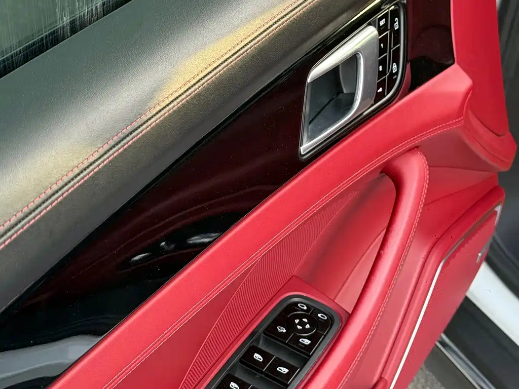 Porsche Panamera — миниатюра 10