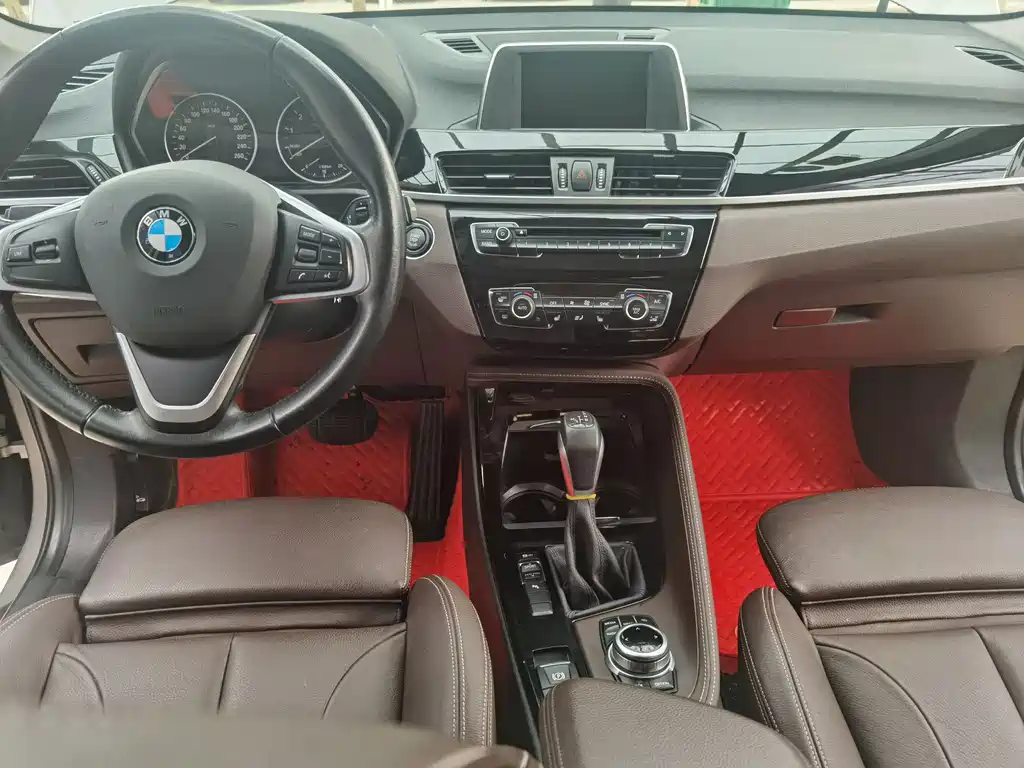 BMW X1 — миниатюра 5