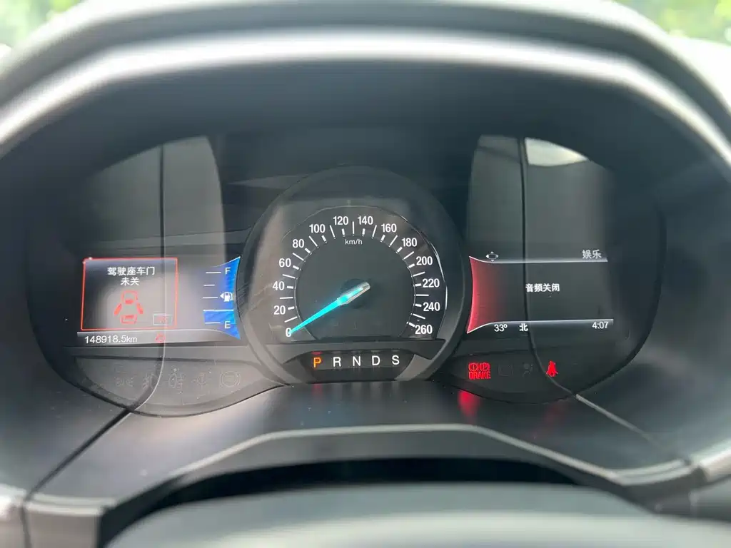 Ford Edge — миниатюра 12
