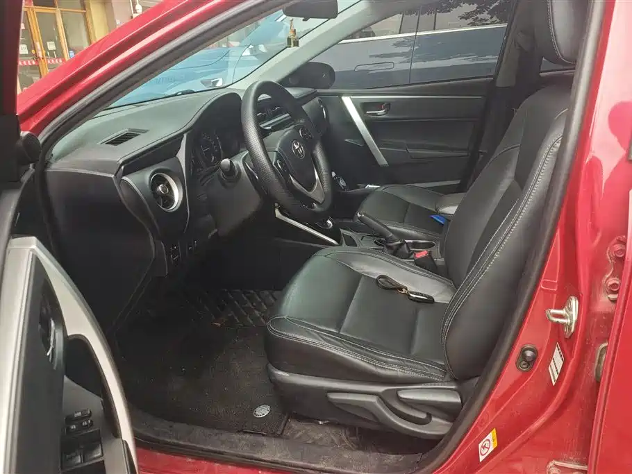 Toyota Corolla Levin 2016 1.8H GS E-CVT Elite