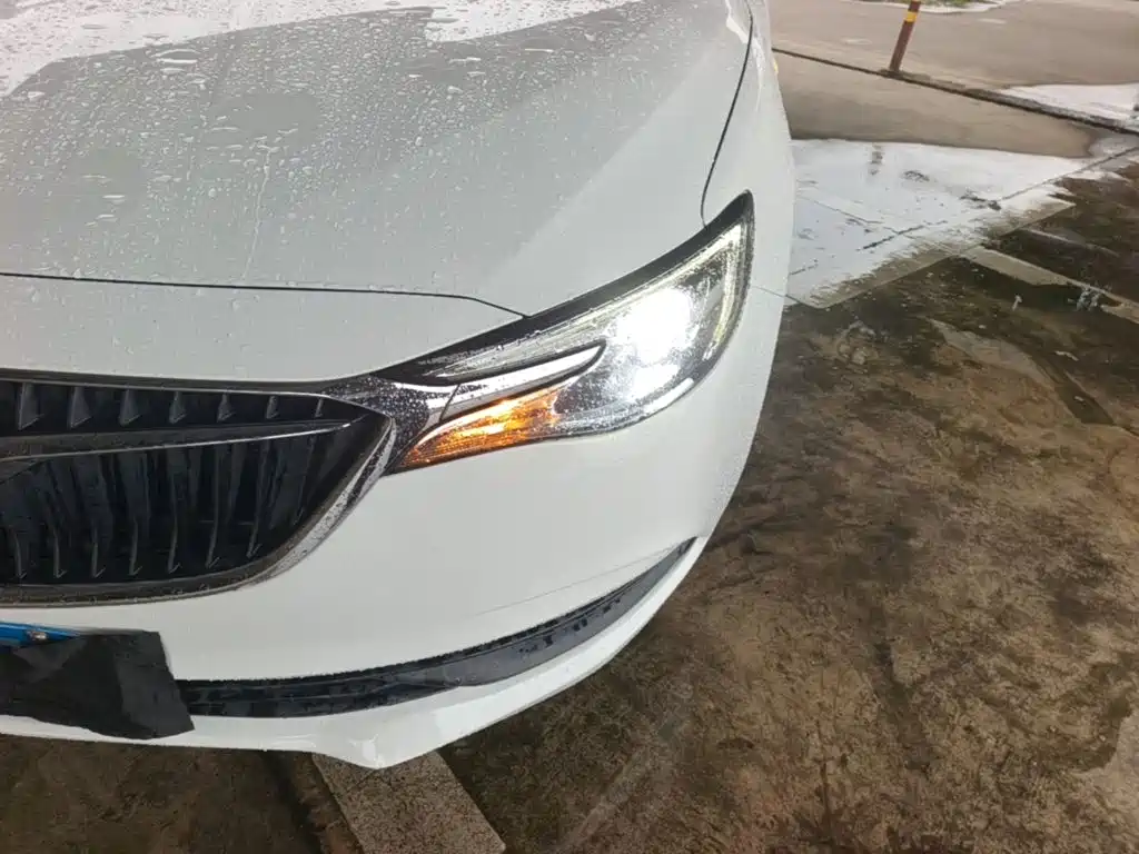 Buick Excelle — миниатюра 24