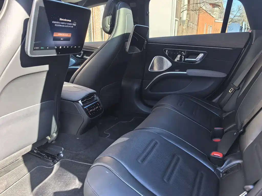 MERCEDES-BENZ EQS AMG