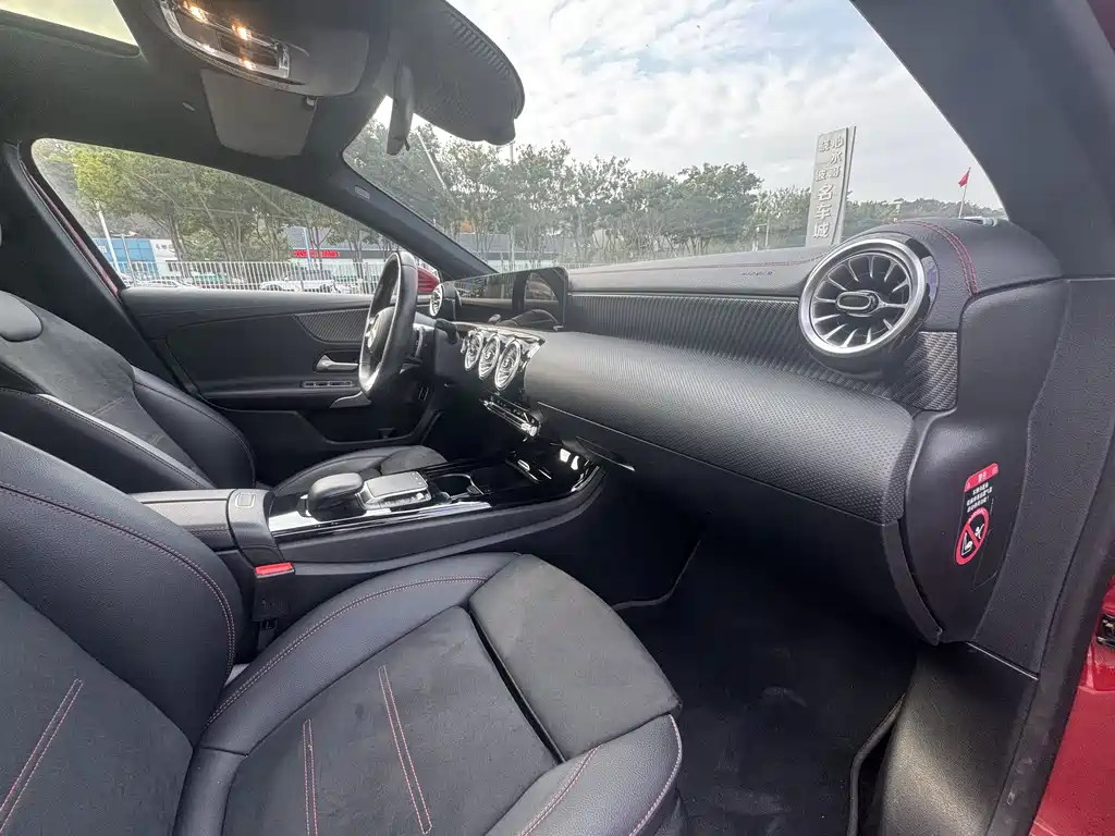 MERCEDES-BENZ A CLASS