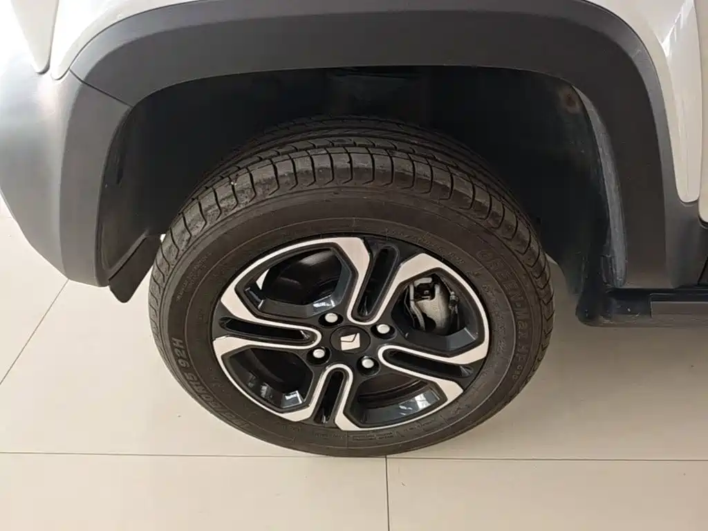 Baojun Yueye — миниатюра 23