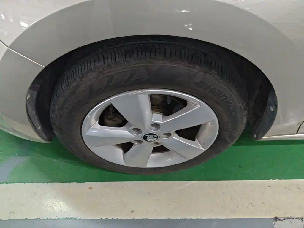 Skoda Rapid — миниатюра 23