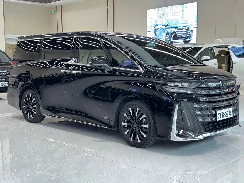 Toyota Vellfire — миниатюра 3