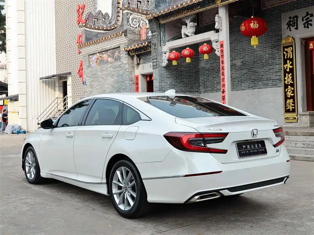 Honda Accord 260TURBO Luxury Edition, фото 9