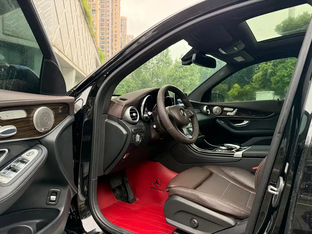 Mercedes-Benz GLC 2017 GLC 260 4MATIC