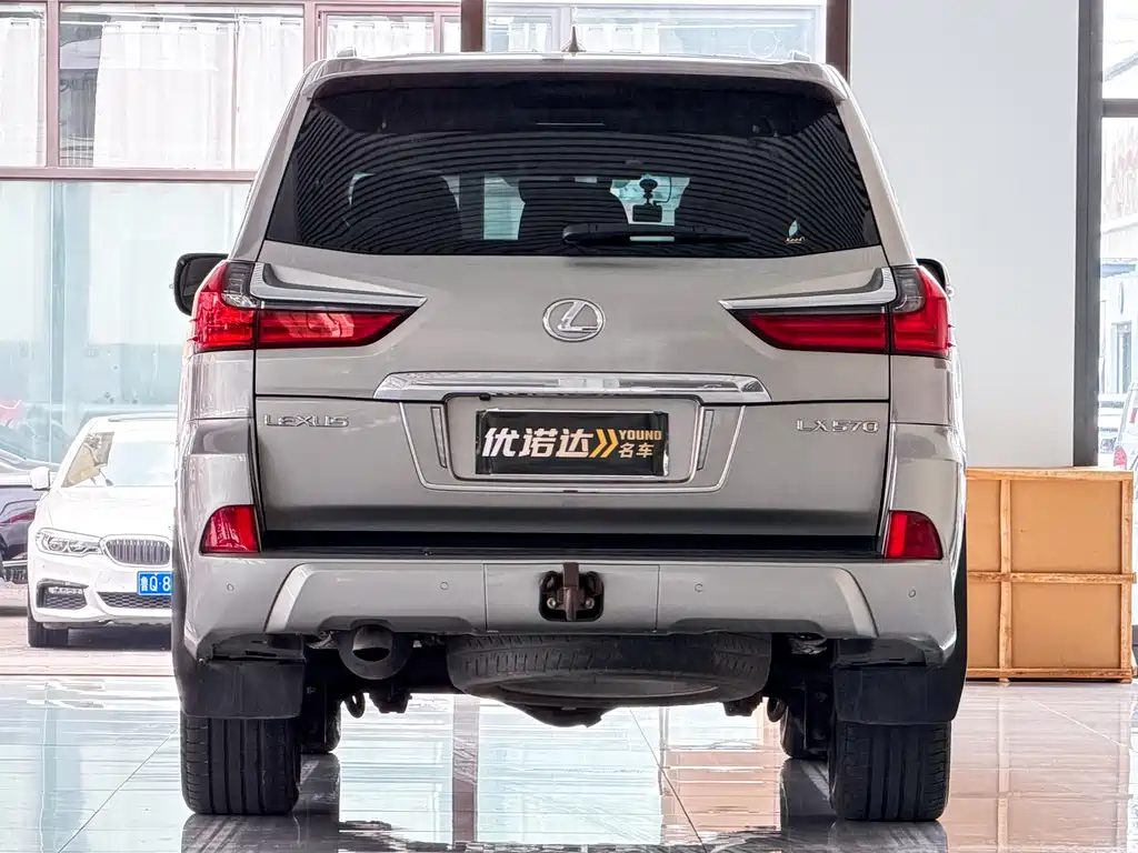 Lexus LX 2017 570 Luxury