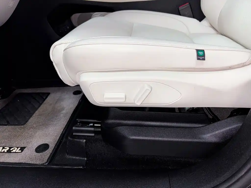 Leapmotor Leapmotor C16 — миниатюра 20