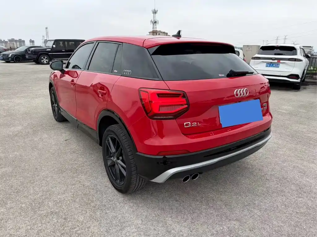 Audi Q2L — миниатюра 7