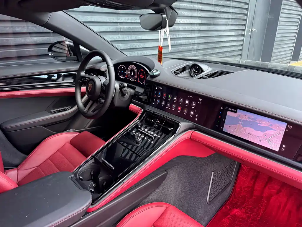 Porsche Panamera — миниатюра 13
