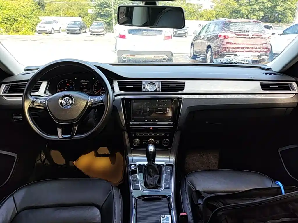 Volkswagen Passat — миниатюра 10