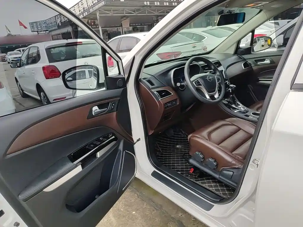 Haima Familia MPV — миниатюра 16