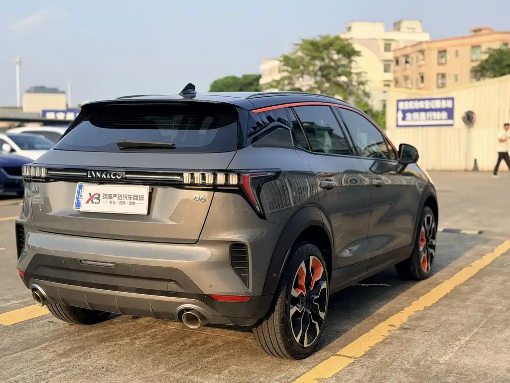 Lynk & Co 06 — миниатюра 13