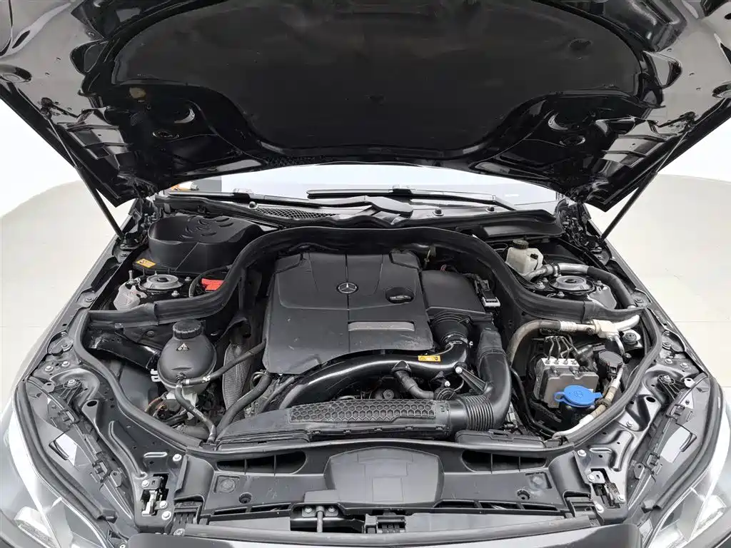 Mercedes-Benz E-Class E 2015 E 260 L Sport