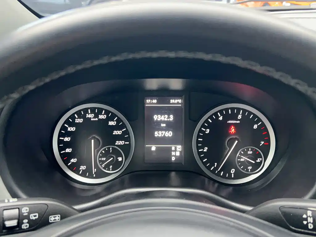 Mercedes-Benz Vito — миниатюра 17