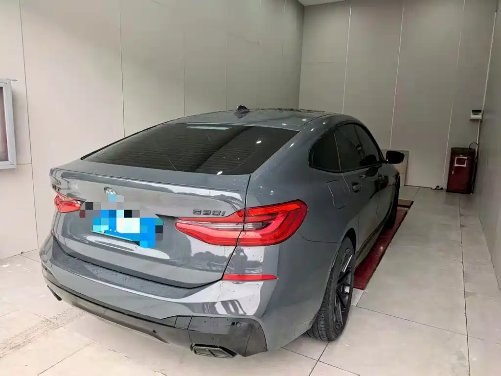 BMW 6 Series GT — миниатюра 6