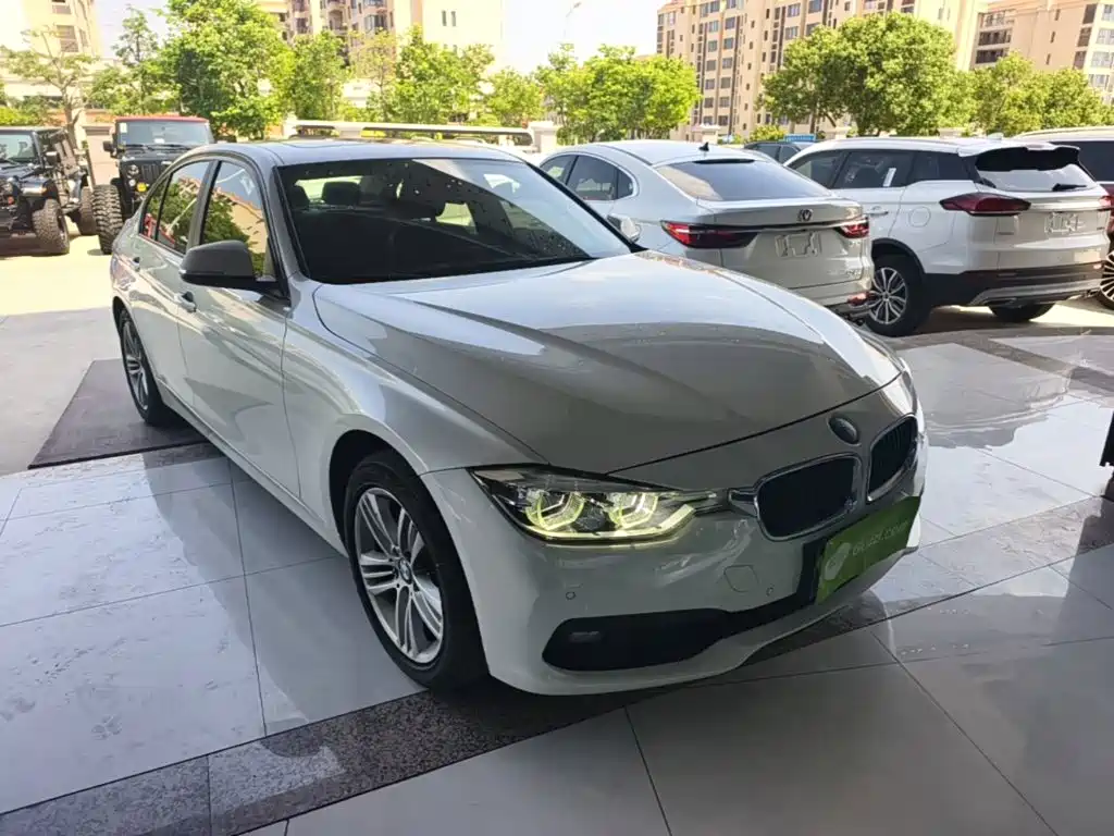 BMW 3 Series — миниатюра 4