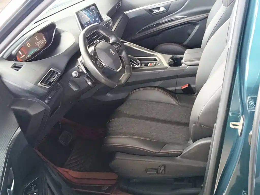Peugeot 5008 — миниатюра 15