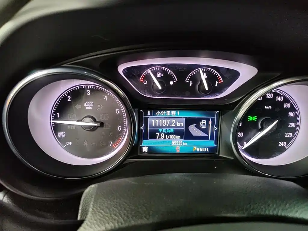 Buick Envision Plus — миниатюра 12