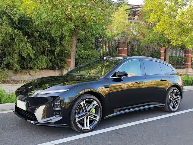 NIO ET 5 T 2025 75k Wh Touring — фото 1