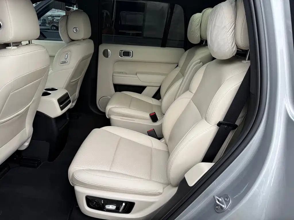 Li Auto Li L8 — миниатюра 17