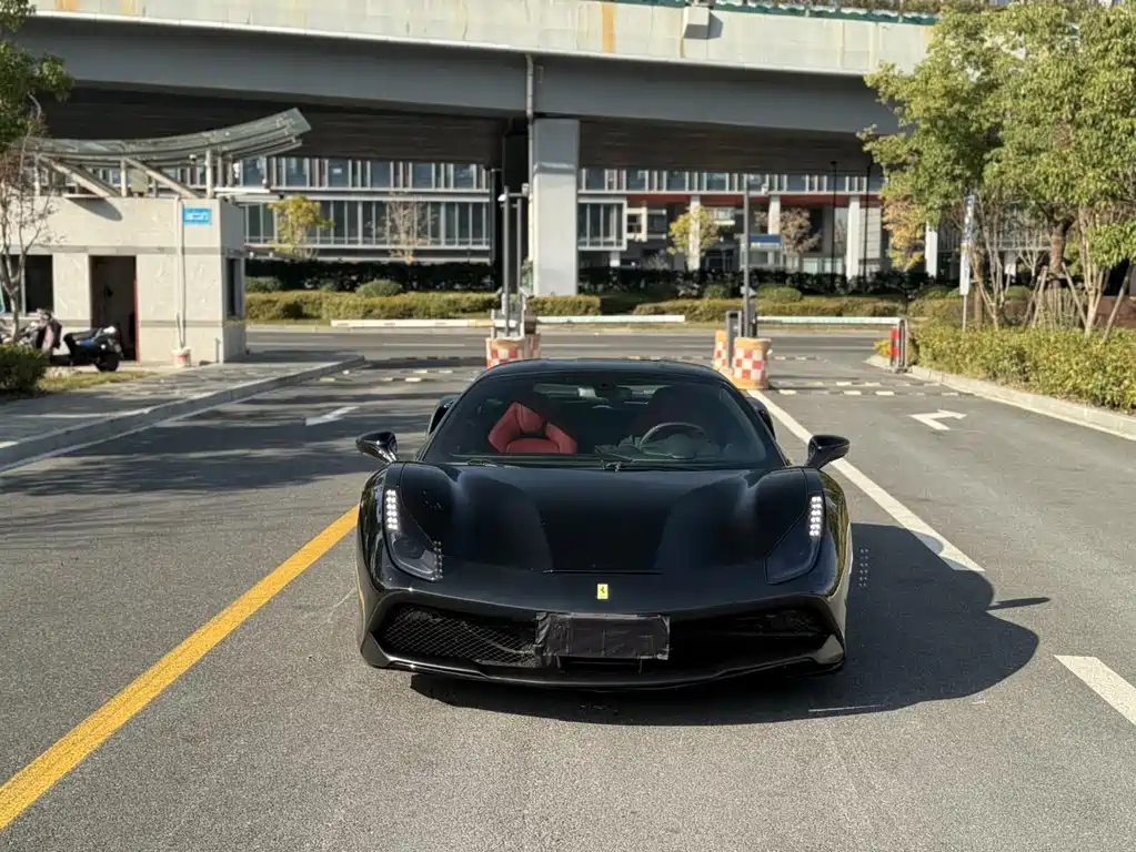 Ferrari 488 — миниатюра 2