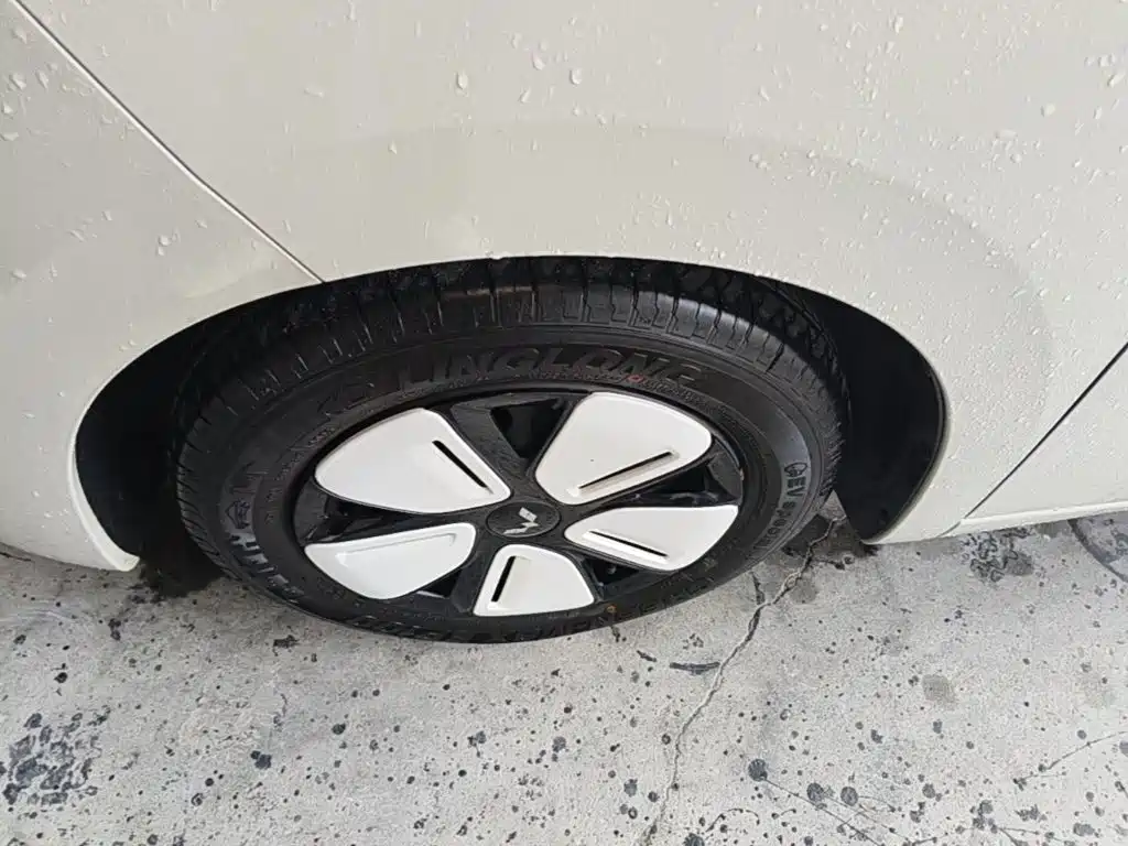 Wuling MINIEV — миниатюра 23