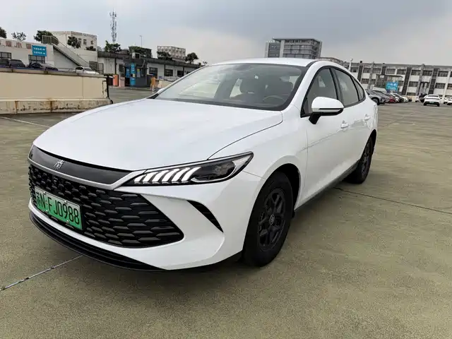 2025 BYD Qin