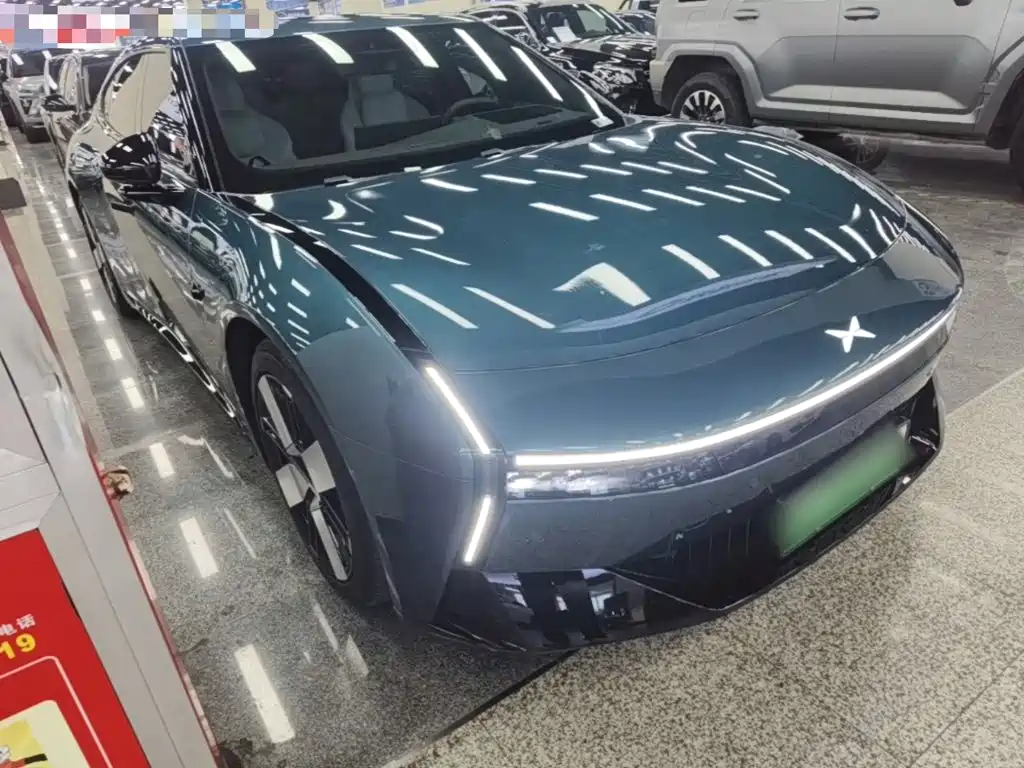 XPeng P7 — миниатюра 4