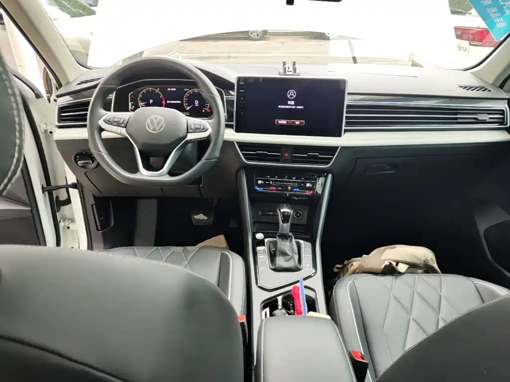 Volkswagen Tiguan L — миниатюра 10