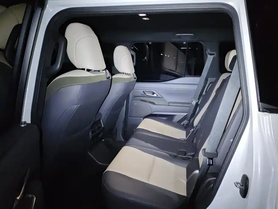 Lexus GX — миниатюра 11