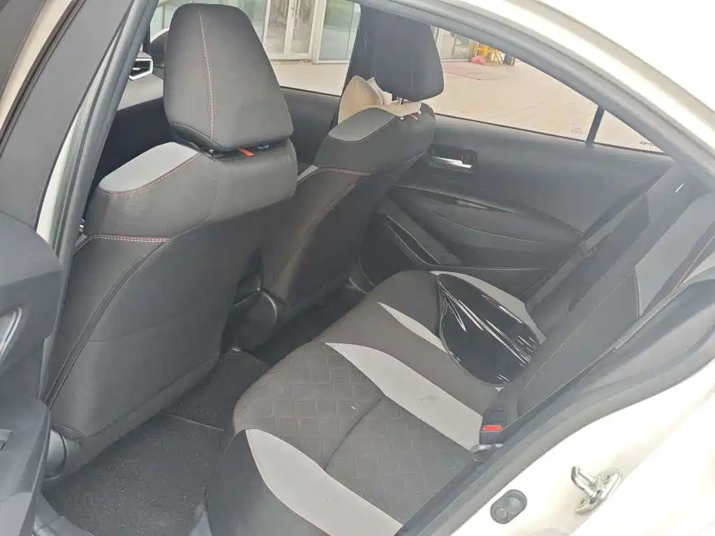 Toyota Corolla — миниатюра 5