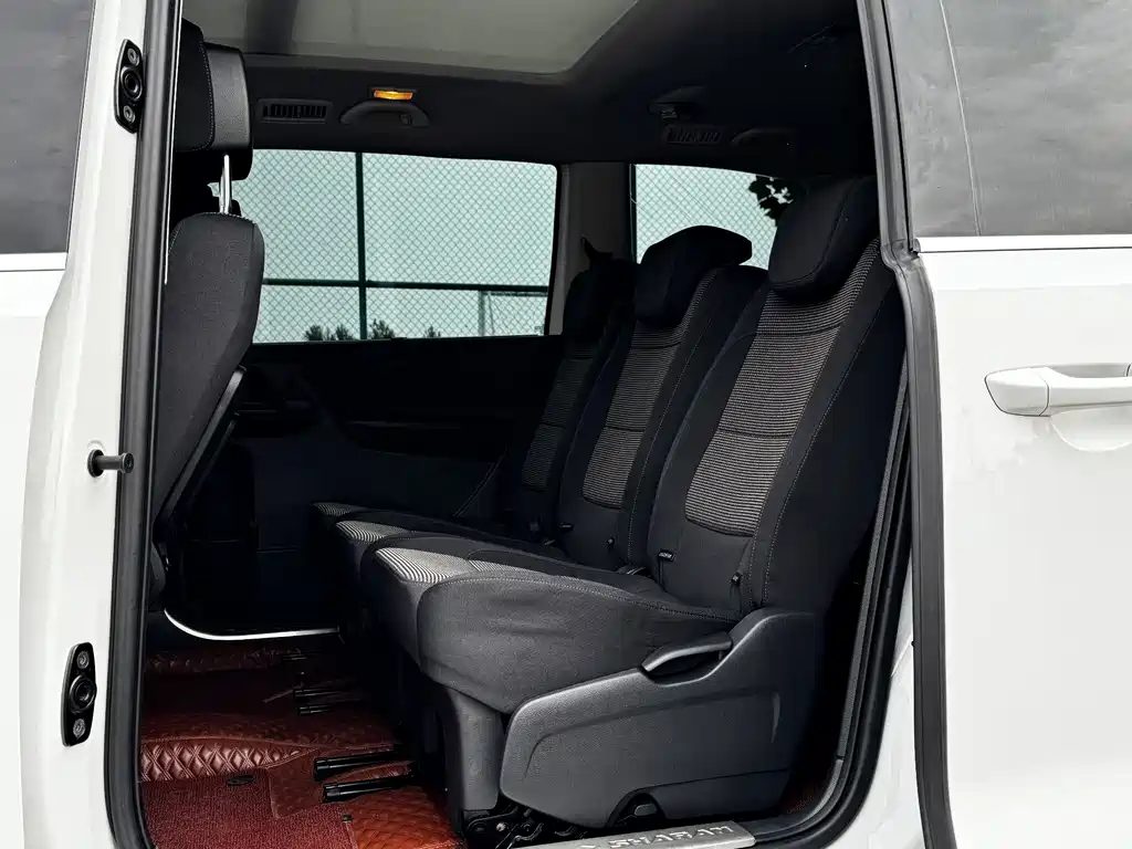 Volkswagen Sharan — миниатюра 8
