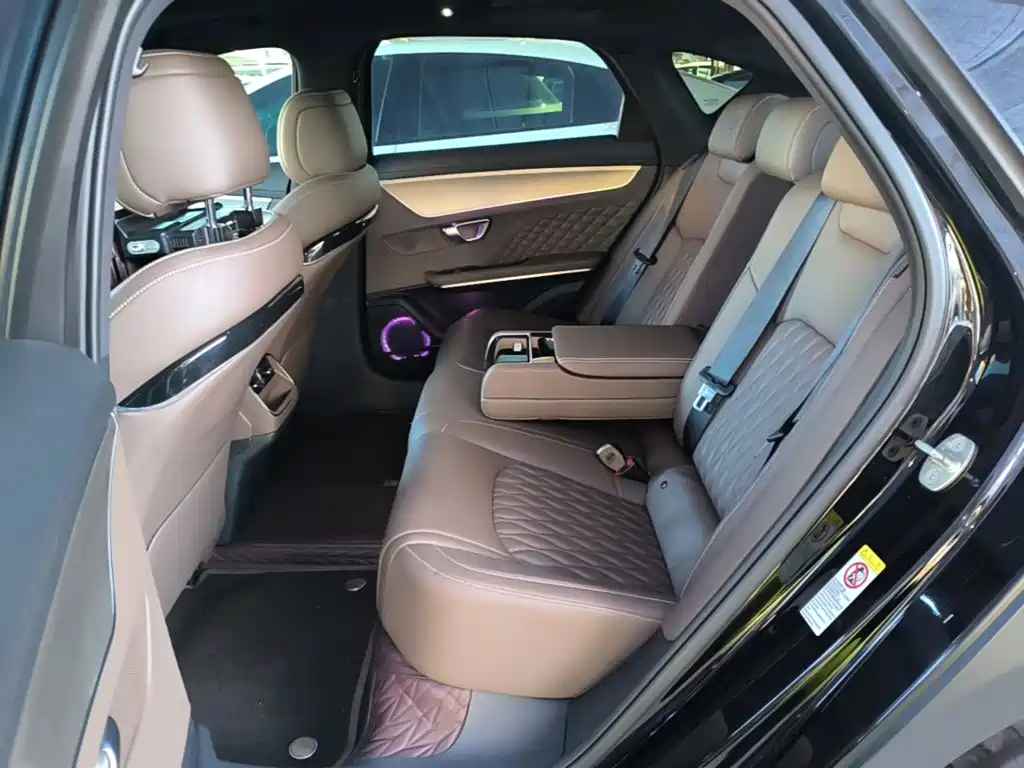BYD Han — миниатюра 17